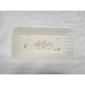 Pfaltzgraff Tea Rose Basket Weave Bread Tray